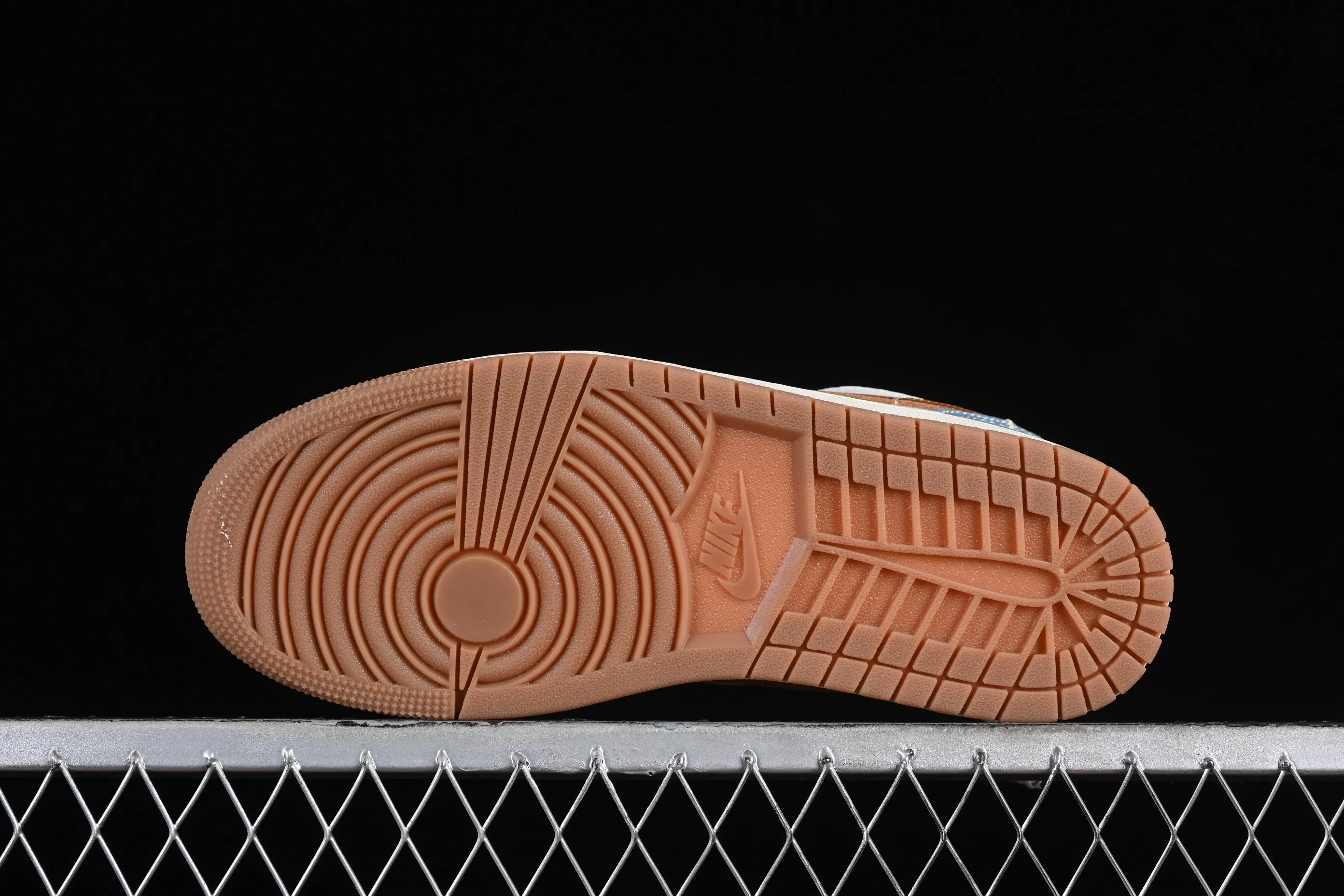 All categories Air Jordan Jordan series basketball shoes Air Jordan 1 Low Air Jordan 1 Low "Multi-Color" AJ1 Joe 1 blue denim low-top cultural and casual sneakers FZ5045-091